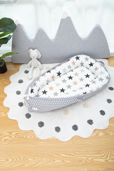 Portable Newborn Baby Sleeping Bed-Stars - Mini Me Ltd