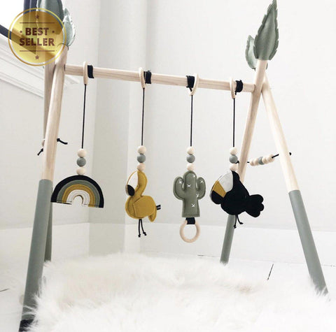 Charlie Wooden Baby Gym with 4 Felt Toys